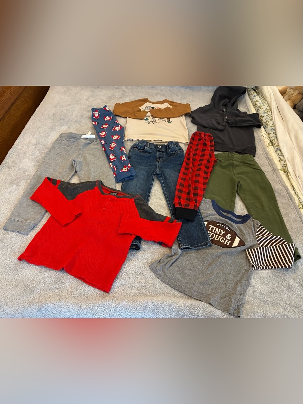 Boys 9 Piece Bundle of Clothing Size 4T… Multiple-color & brands